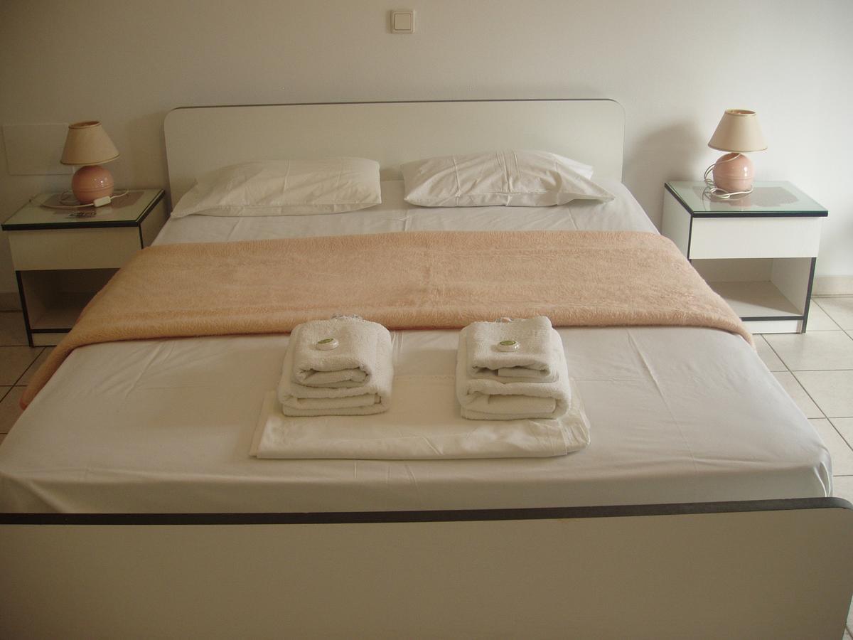 Aris Apartments Gerani  Екстер'єр фото