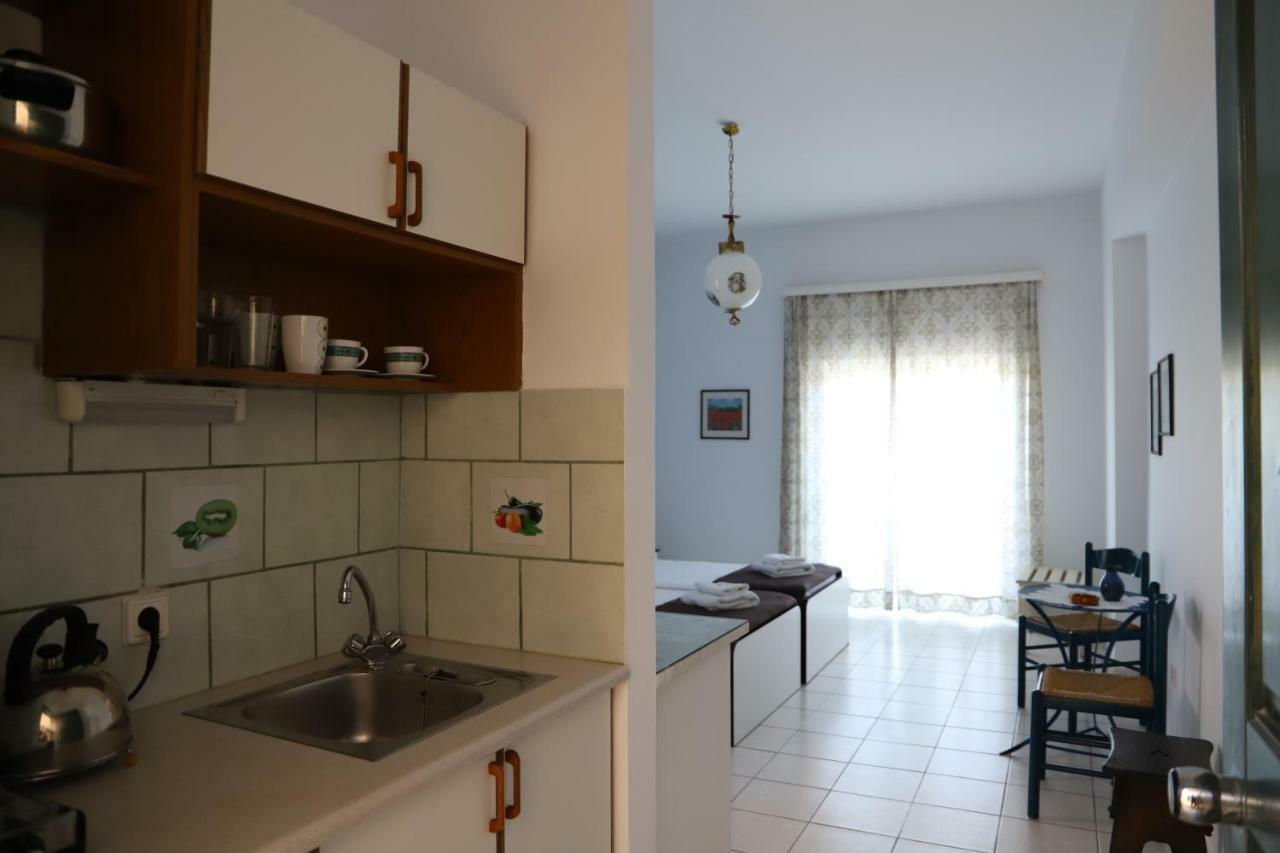 Aris Apartments Gerani  Екстер'єр фото